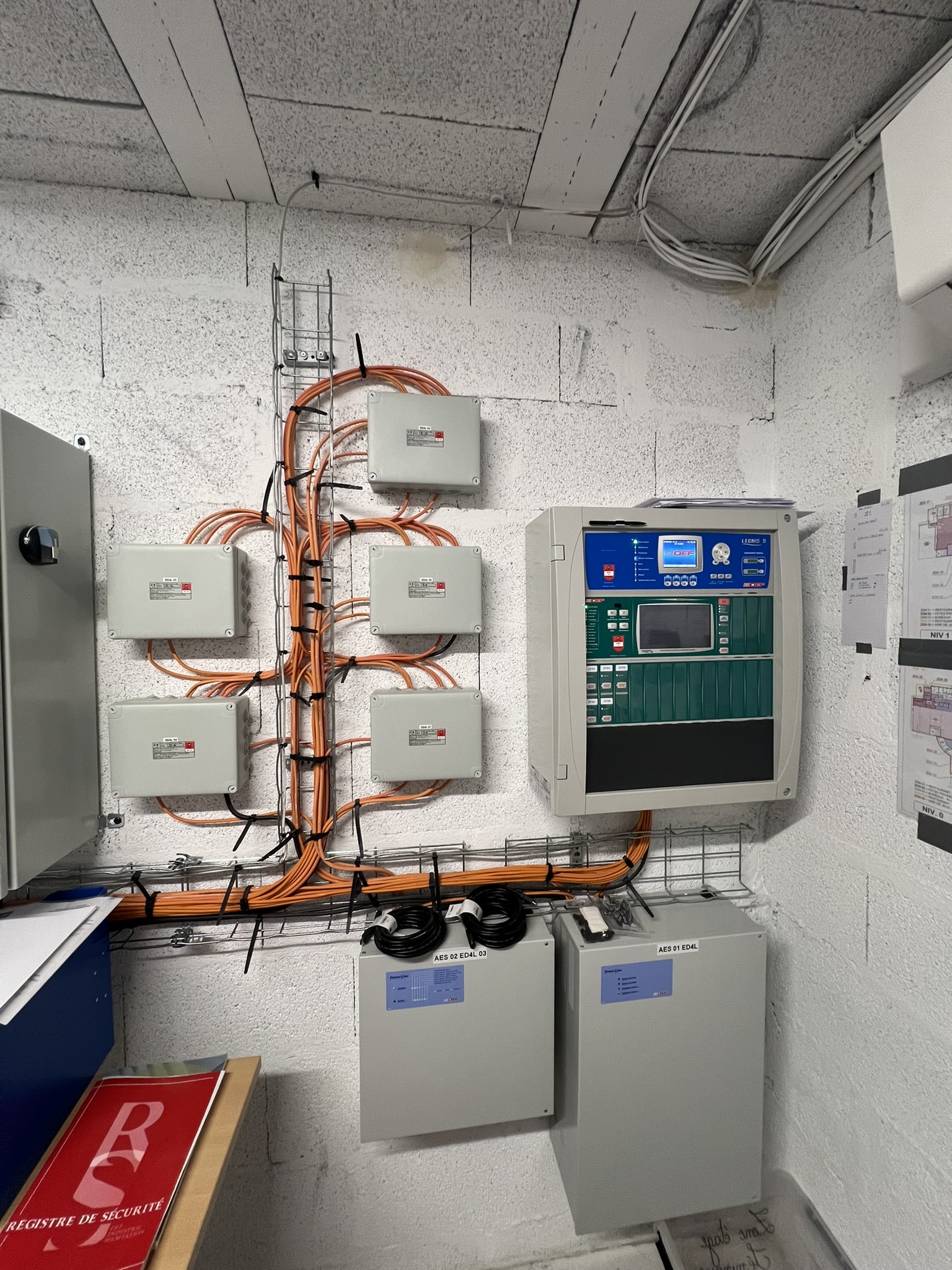 Coffrets de relayages SSI INstllation de sécurité INCENDIE Finsitère Morbihan